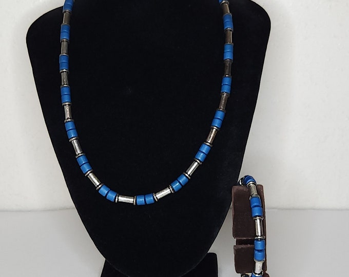 Vintage Silver Tone and Blue Beaded Necklace and Bracelet Set B-3-84