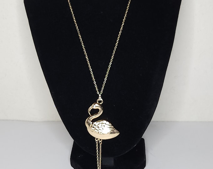 Vintage Gold Tone Flamingo Pendant Necklace B-9-66