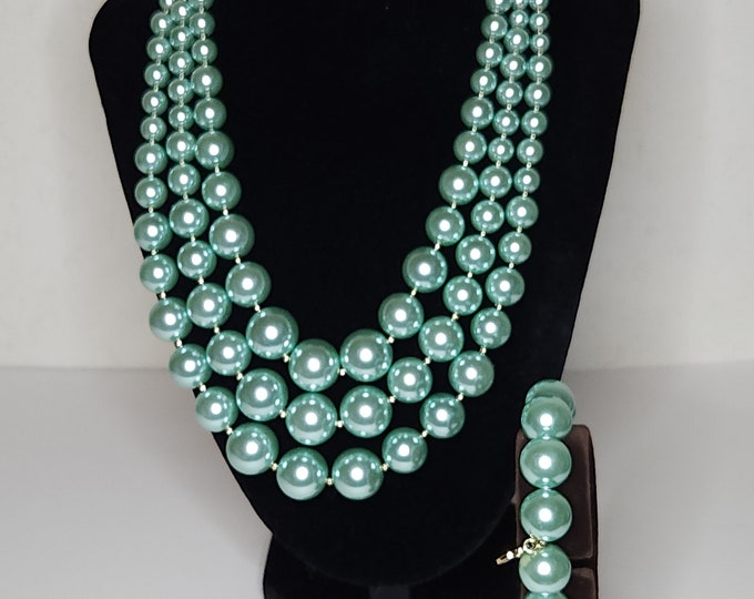 Vintage Macy's Charter Club Signed Seafoam Green Imitation Pearl Three Strand Necklace and Stretch Bracelet Set NOS A-8-72