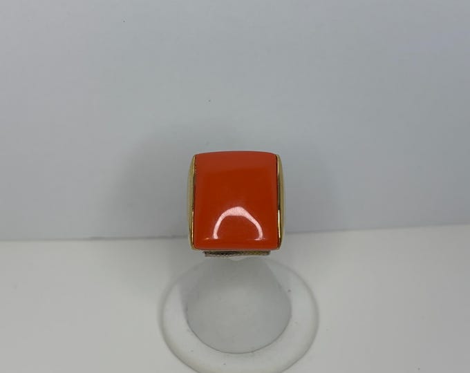 Large Gold Tone and Coral Orange Plastic Stone Statement Ring Size 8 D-8-2