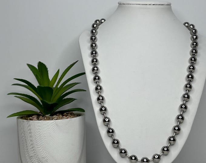 Vintage Stainless Steel Bead 20” Necklace D-7-77