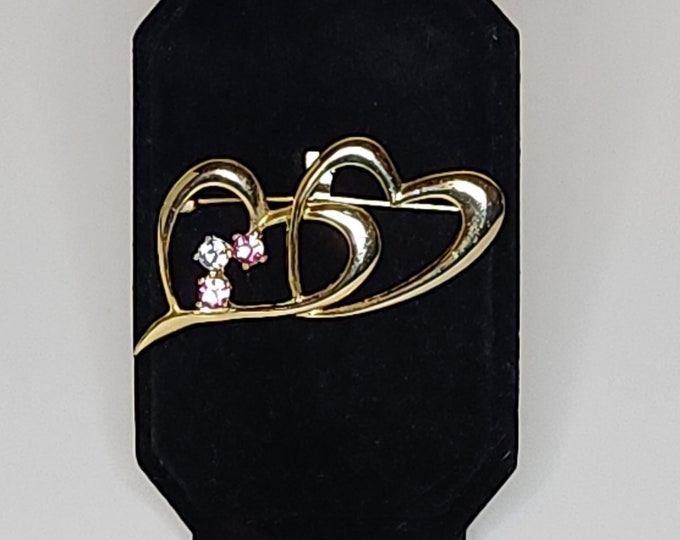 Vintage Gold Tone Two Heart Brooch Pin with Pink and Clear Rhinestones A-5-70