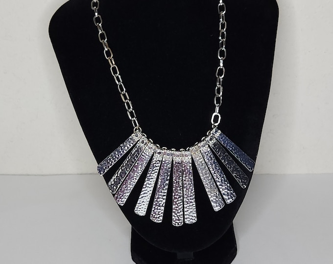 Vintage Silver Tone Pebbled Fringe Necklace C-5-14