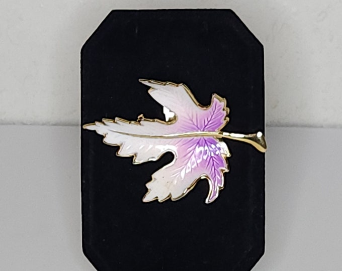 Vintage Gold Tone Leaf Brooch Pin with Purple and White Ombre Enamel C-8-44