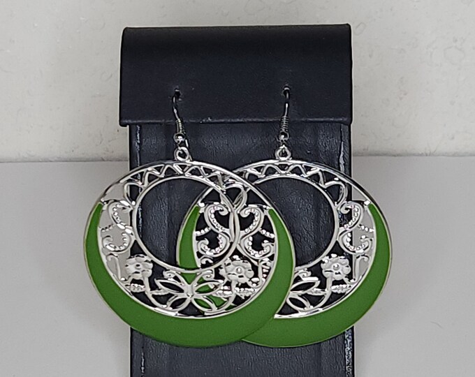 Vintage Silver Tone Butterfly and Floral Cutout Circle Earrings with Green Enamel C-8-32