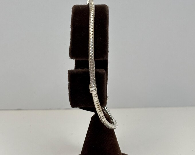Silver Tone Snake Chain Bracelet Size 7 D-8-68