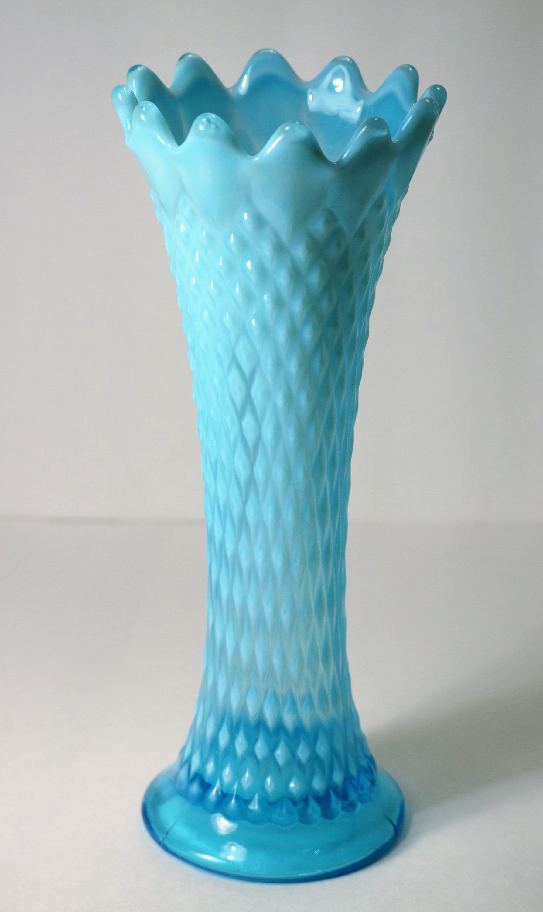 Beautiful Northwood Blue Opalescent Diamond Point Swung /Stretch Vase