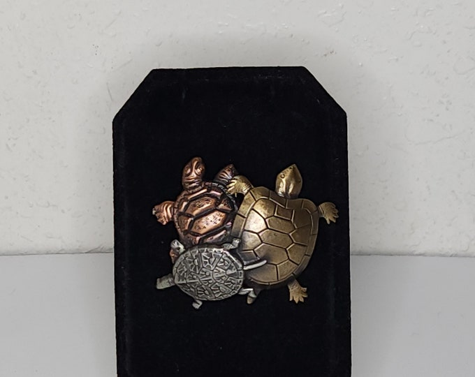 Vintage Tri Color Gold Tone, Copper Tone and Silver Tone Turtles Brooch Pin C-1-43
