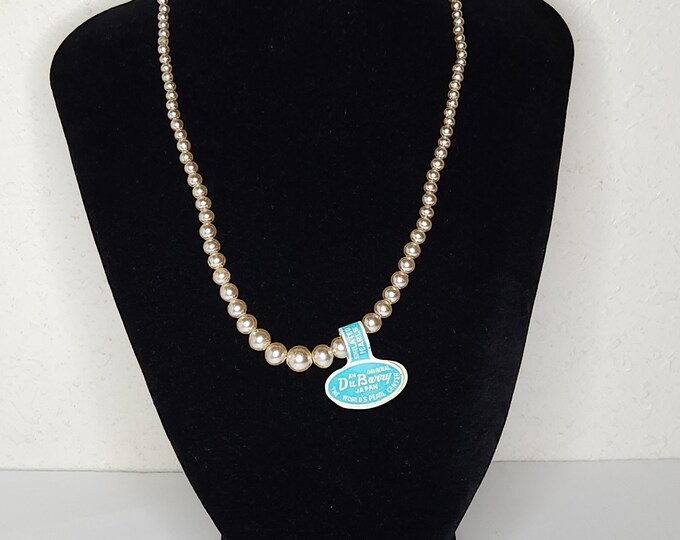 NOS DuBarry Japan Simulated Pearl Graduated Necklace C-6-79