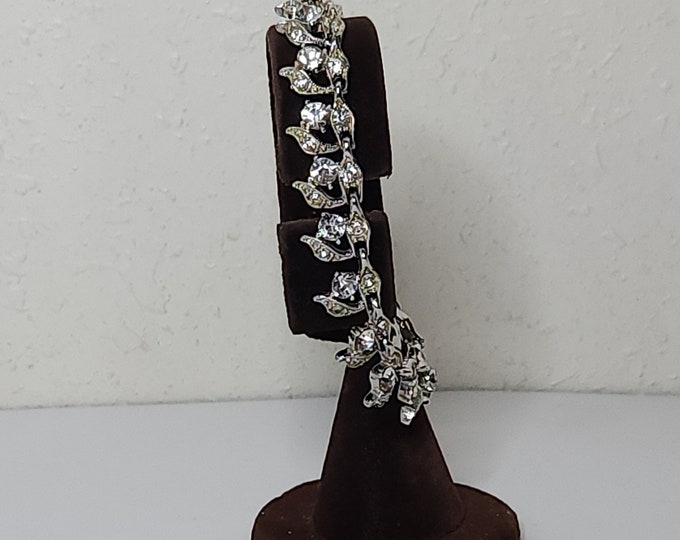 Vintage Silver Tone and Clear Rhinestone Leaves Link Bracelet D-2-97