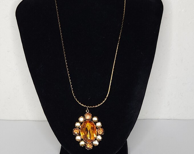 Vintage Gold Tone Oval Pendant with Yellow and Orange Rhinestones on Gold Tone Flat Box Chain Necklace D-1-29