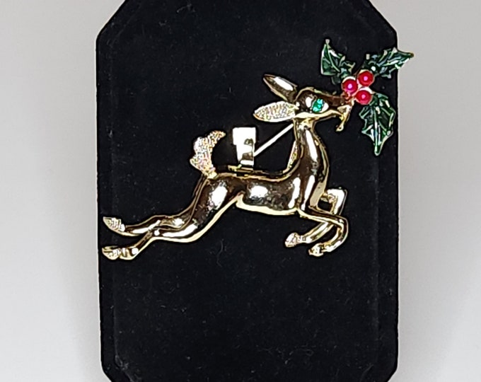 Vintage Gold Tone Leaping Reindeer with Holly Brooch Pin A-2-100