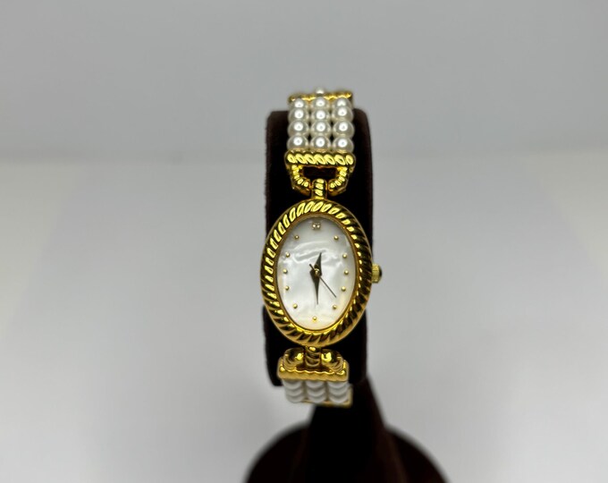 Ladies Gold-Tone Faux Pearl with Mother of Pearl Face D-7-25
