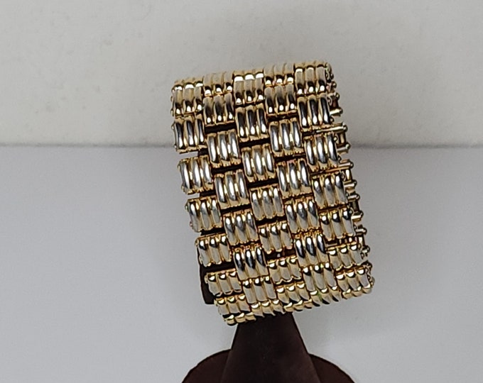 Vintage Kreisler Signed Gold Tone Interlocking Ribbed Links Bracelet D-2-27