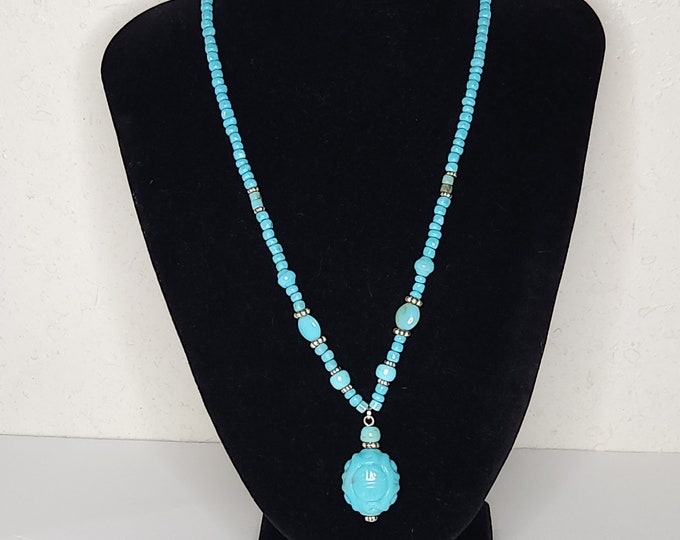 Vintage Avon Signed Faux Turquoise Plastic Beaded Necklace C-3-51