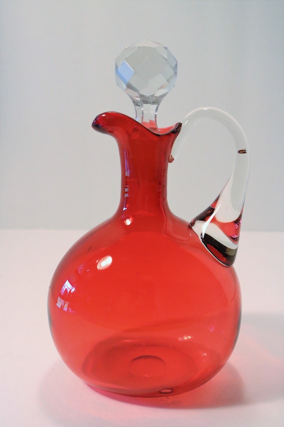 ビクトリアン ボヘミアン クランベリー ウォーター ワイン スピリッツ