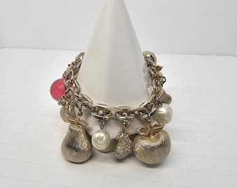 Vintage Fruit Charm Dangle Bracelet Gold Tone sz 6.75 D-5-26