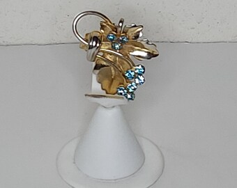Vintage Gold Tone Leaf with Blue Rhinestones Pendant D-1-30