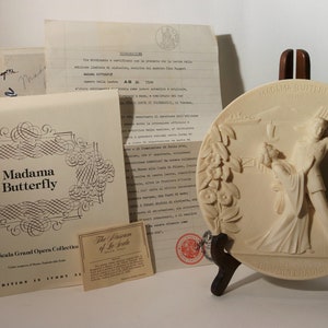 Free Shipping-MADAMA BUTTERFLY-First Edition in LaScala Opera Collection -1977 Ivory Alabaster