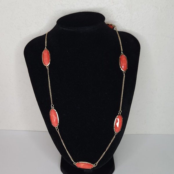 Vintage Gold Tone and Coral Color Faceted Plastic Stationed Ovals Long Necklace D-3-7