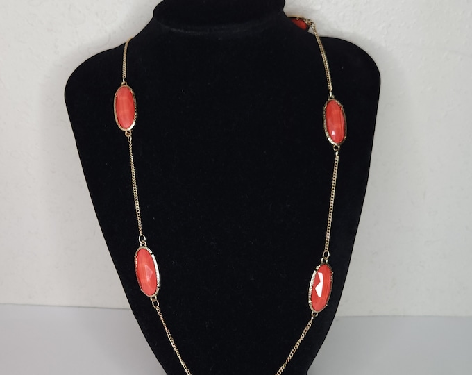 Vintage Gold Tone and Coral Color Faceted Plastic Stationed Ovals Long Necklace D-3-7