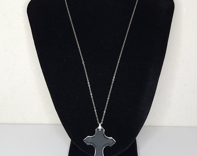 Vintage Clear Glass Cross Pendant on Silver Tone Chain Necklace D-1-64