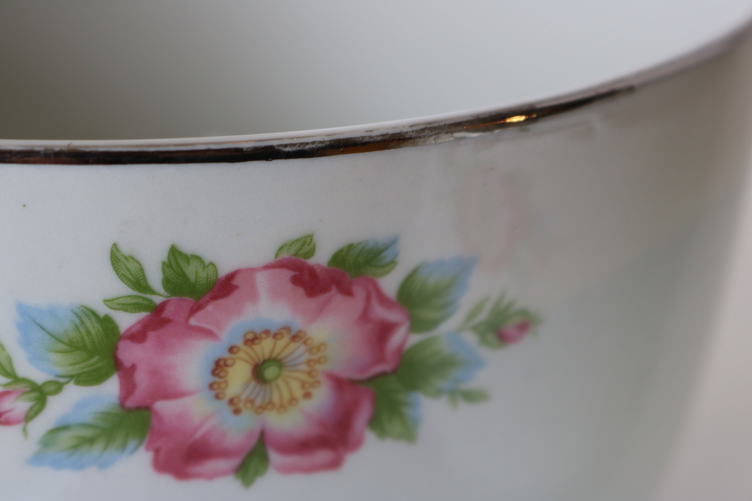 c. 1945 Hall's Superior Quality Kitchenware Rose White 658 Nesting Bowl