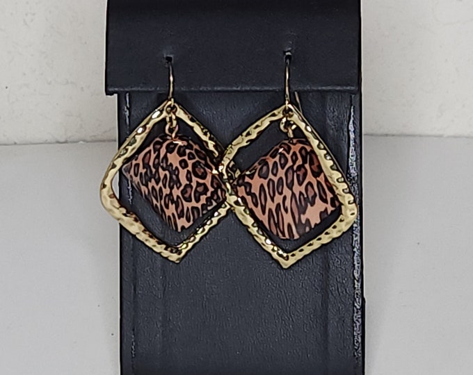 Vintage Gold Tone and Animal Print Diamond-Shaped Dangle Earrings C-7-46