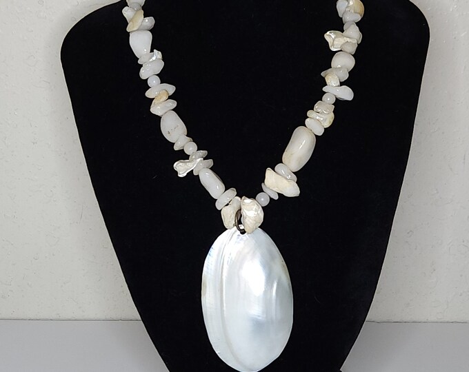 Vintage White Stone and Shell Necklace with Oval Shell Pendant D-1-89