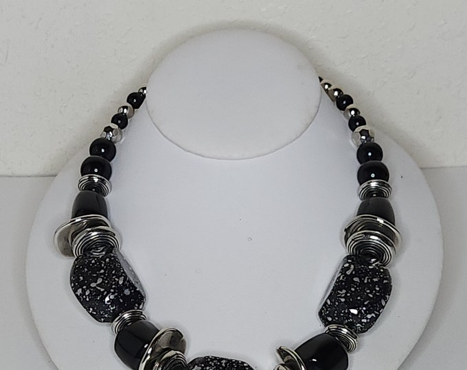 Vintage Black and Silver Tone Large Plastic Beaded Necklace C-8-17