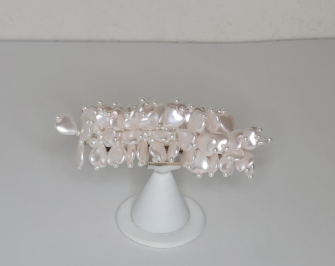 Vintage Heart-Shaped Faux Pearl Beaded Hair Barrette / Clip D-2-65