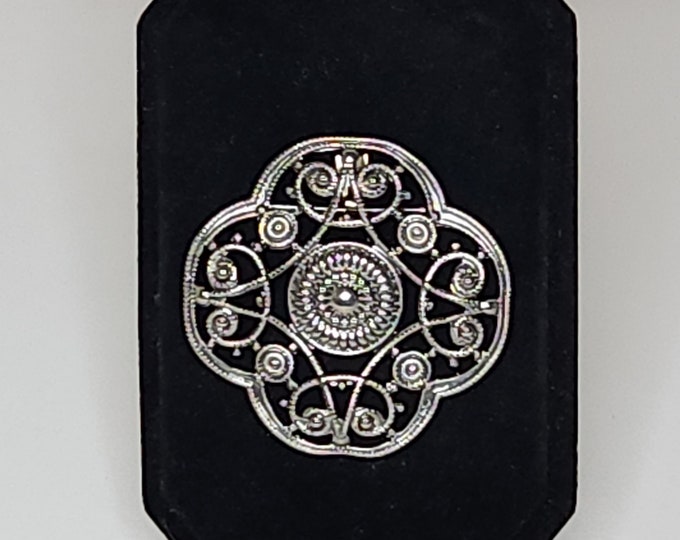 Vintage Silver Tone  Filigree Design Brooch Pin A-7-81