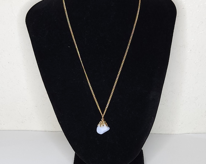 Vintage Blue Lace Agate Stone Pendant on Gold Tone Chain Necklace C-2-34