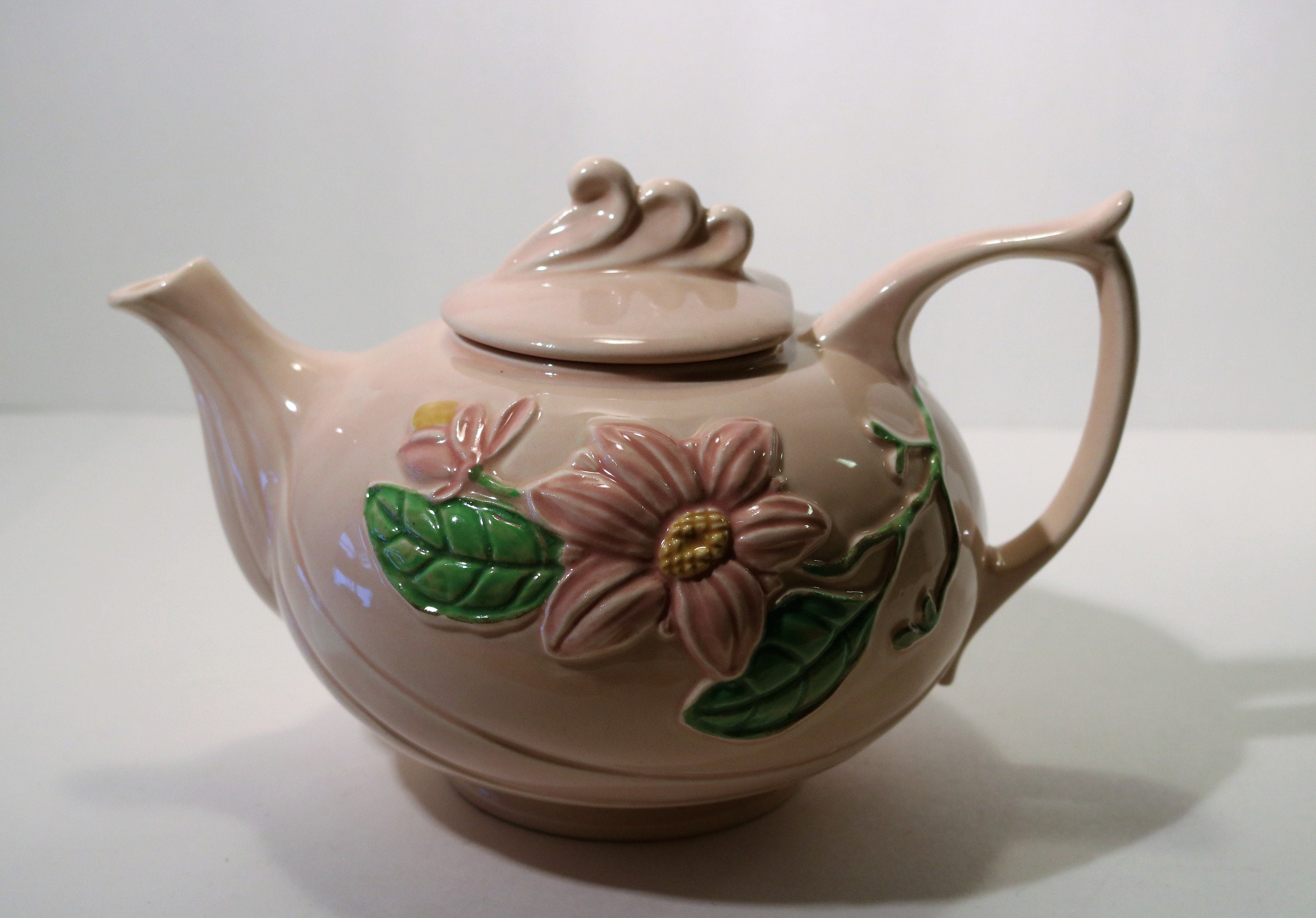 1940's Hull Art Pottery H20 6 1/2 New Magnolia (Pink Flower) Tea Pot
