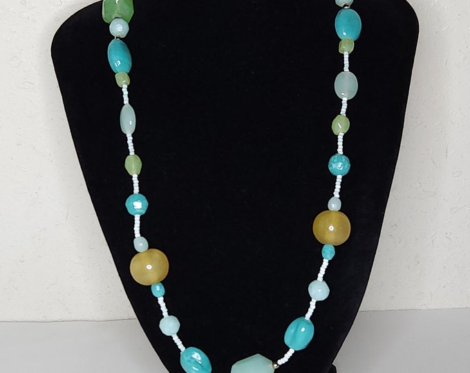 Vintage Blue and Green Glass Faux Stone Beaded Necklace C-6-4