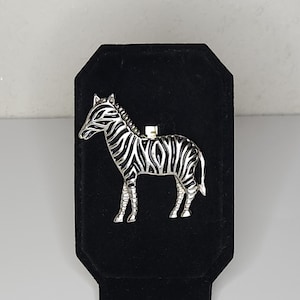 Vintage Silver Tone and Black Enamel Zebra Brooch Pin B-9-39
