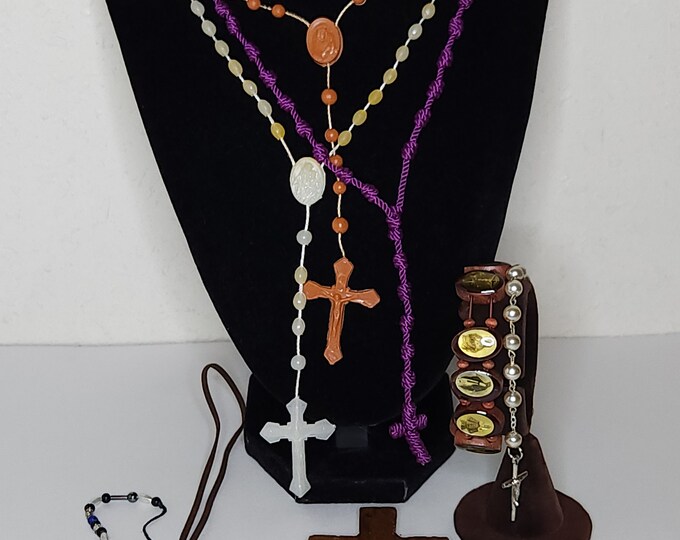 Vintage Religious Crucifix Lot - Rosaries, Cross Figurines, Bracelets B-9-84