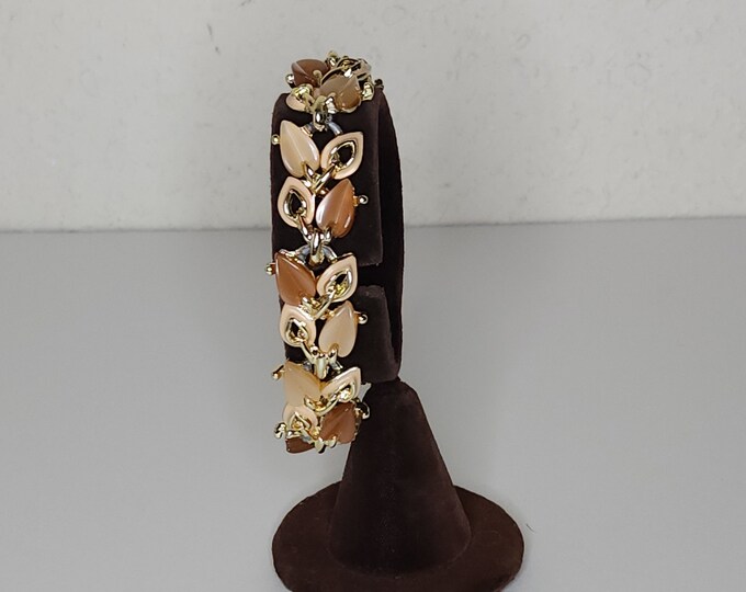 Vintage Gold Tone, Tan and Brown Lucite Leaves Bracelet B-1-69