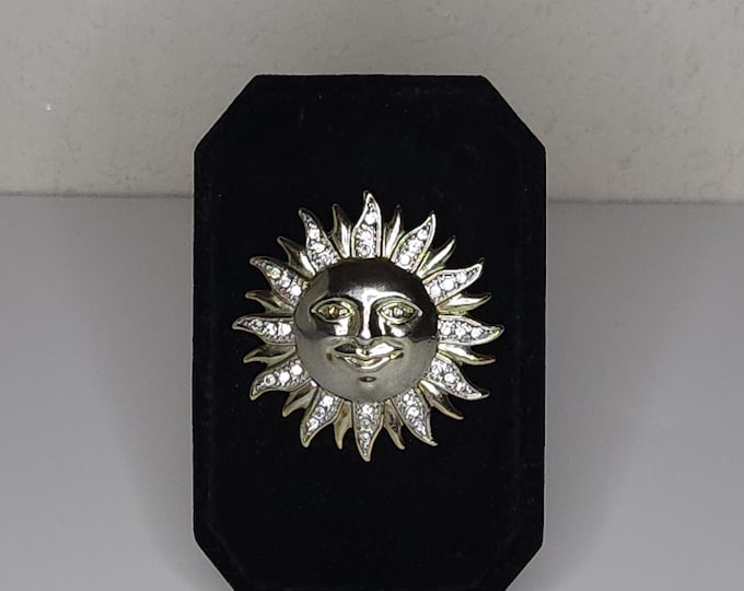 Vintage Gold Tone and Clear Rhinestone Sun with Face Brooch Pin B-9-49