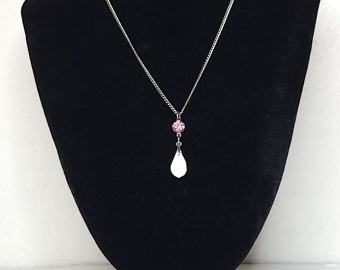 Vintage Silver Tone Necklace with Pink Rhinestone and White Faceted Plastic Teardrop B-3-59