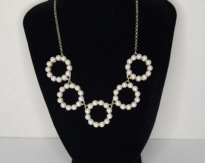 Vintage J Crew Signed Gold Tone 5 Circles with Faux Pearls Necklace C-1-80
