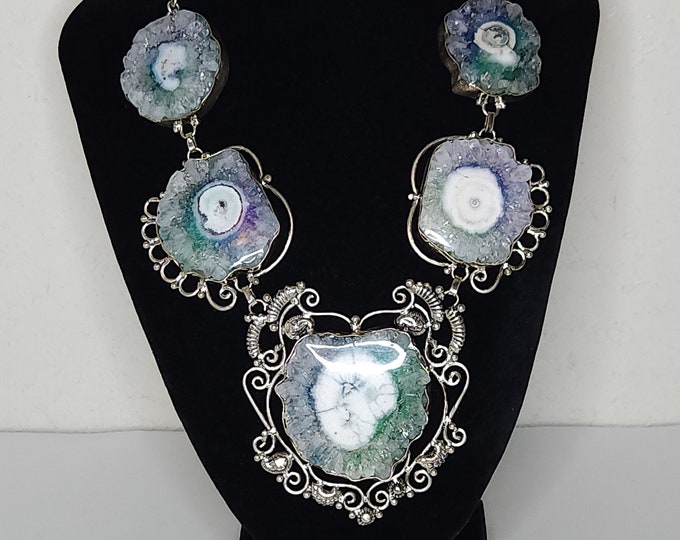 Vintage Silver Tone and Beautiful Dyed Geode Slices Statement Necklace 129 Grams C-9-39