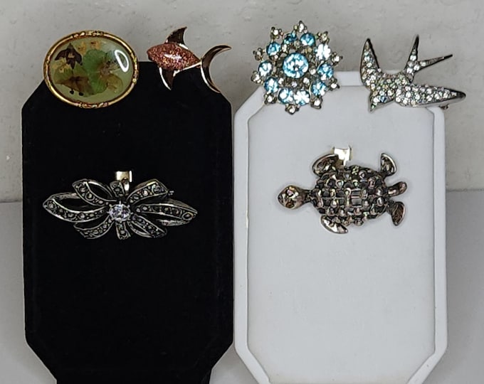 Vintage Set of Six Miscellaneous Brooch Pins - Floral, Fish, Bow, Rhinestone, Smithsonian Signed Bird, Turtle C-7-94