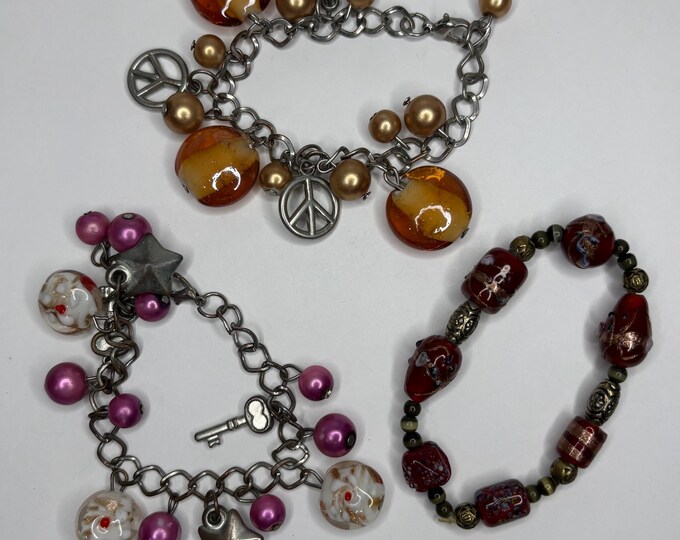 Set of Three Art Glass Bead Bracelets- Wedding Cake D-7-67