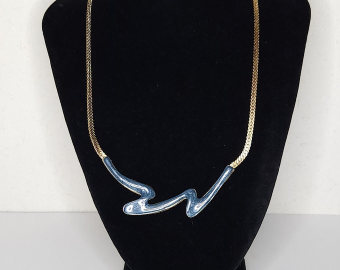 Vintage Gold Tone and Blue Pearlescent Enamel Squiggle Zig Zag on Herringbone Chain Necklace B-5-96