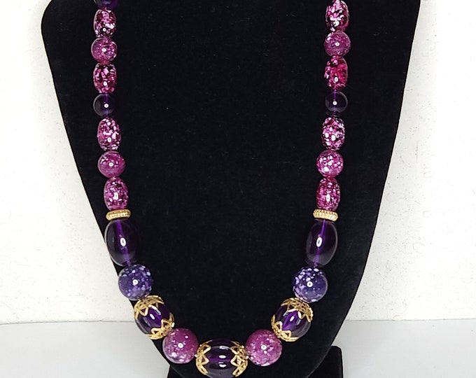 Vintage Purple and Pink Plastic Translucent and Speckled Beaded Necklace with Gold Tone Accents C-4-15