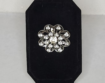 Vintage Silver Tone Round Floral Brooch Pin with Clear Rhinestones B-8-72