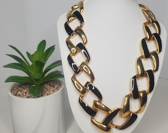 Vintage Black Enamel and Gold-Tone Large Link Necklace Approx 19" D-6-3