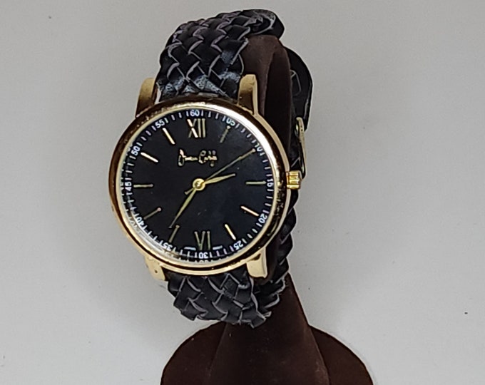 Vintage Jessica Carlyle Woven Black Faux Leather Band and Gold Tone Face Watch A-9-26