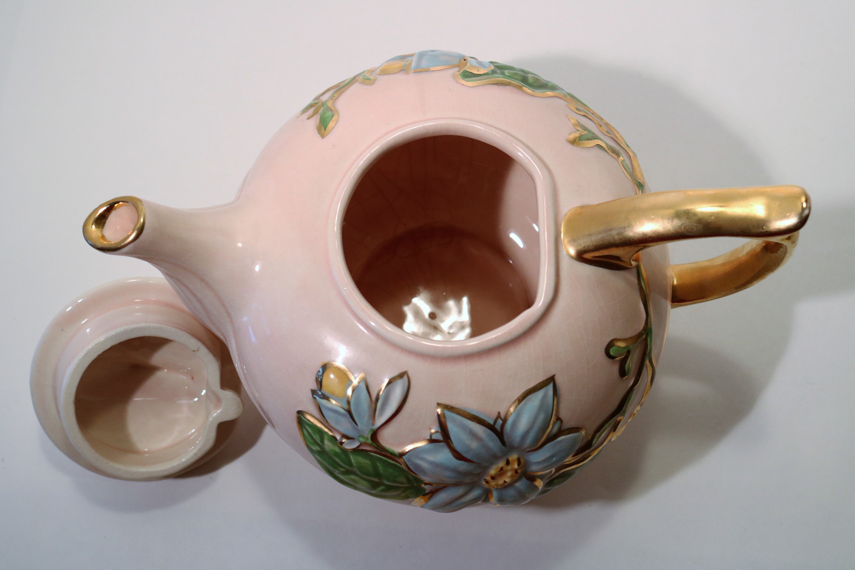 1940's Hull Art Pottery H20 6 1/2 New Magnolia (Blue Flower) Tea Pot